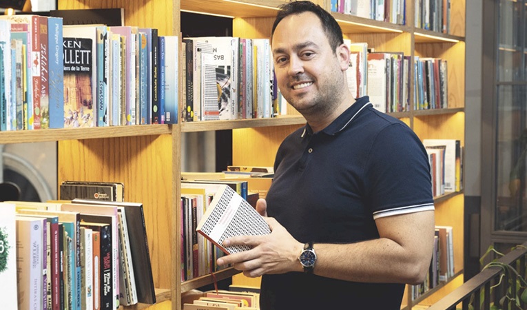 “Kitap okumak benim için bir ihtiyaç”