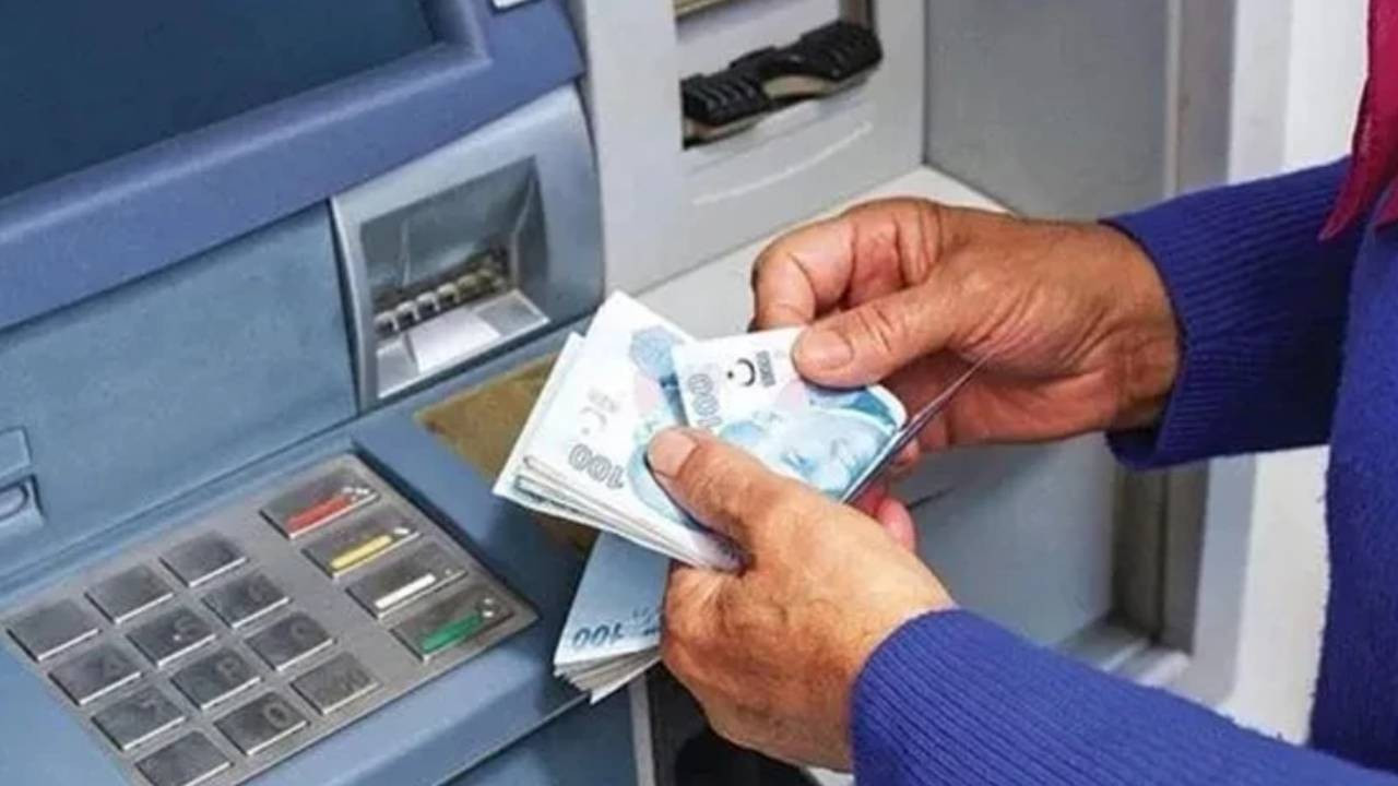 Eylül ayı emekli maaş promosyonları güncellendi: En çok promosyon veren bankalar hangisi? Eylül ayı emekli maaş promosyonları güncellendi: En çok promosyon veren bankalar hangisi?