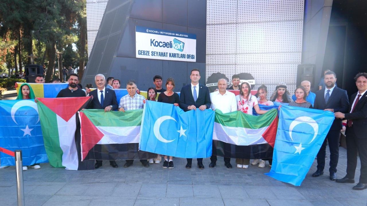 Gebze Ticaret Odası ve Kocaeli Barosu’ndan Dünya Barış Günü etkinliği Gebze Ticaret Odası ve Kocaeli Barosu’ndan Dünya Barış Günü etkinliği