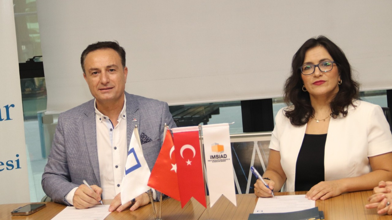 Mimarlar ve müteahhitler ortak akıl için masaya oturdu Mimarlar ve müteahhitler ortak akıl için masaya oturdu
